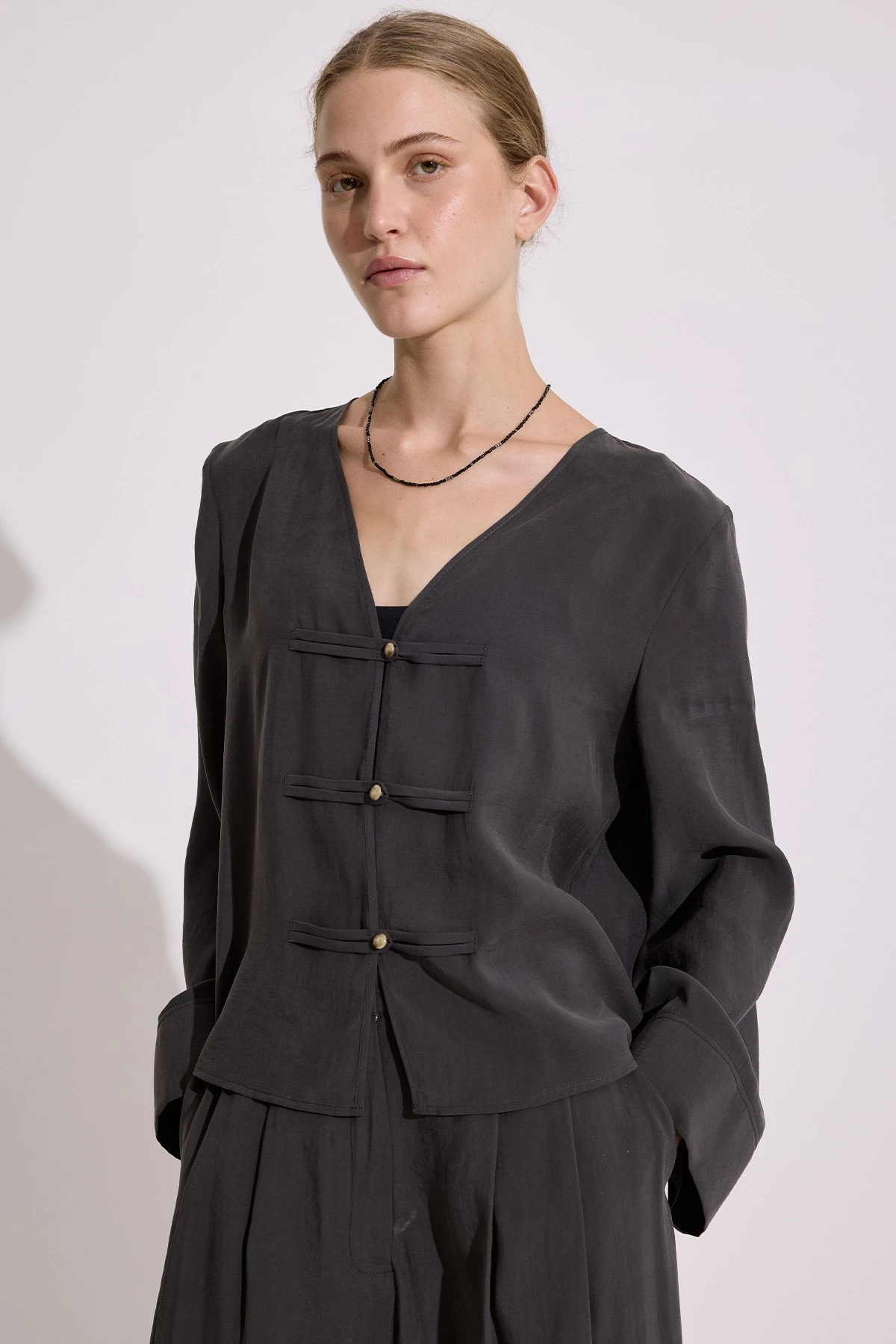 MODAL GENİŞ KOLLU BLUZ ANTRASİT