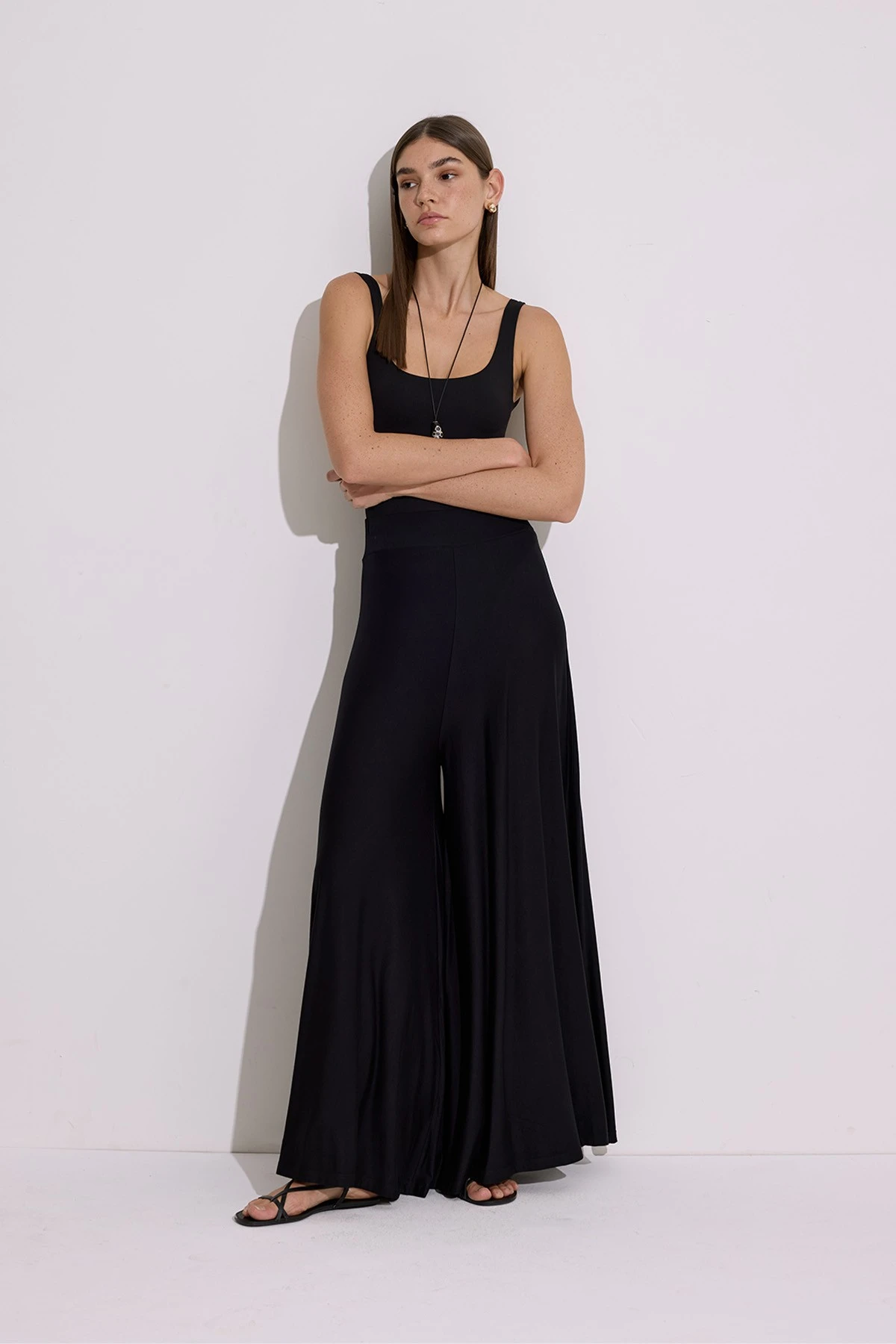 FLOWING COMFORTABLE BLACK TROUSERS