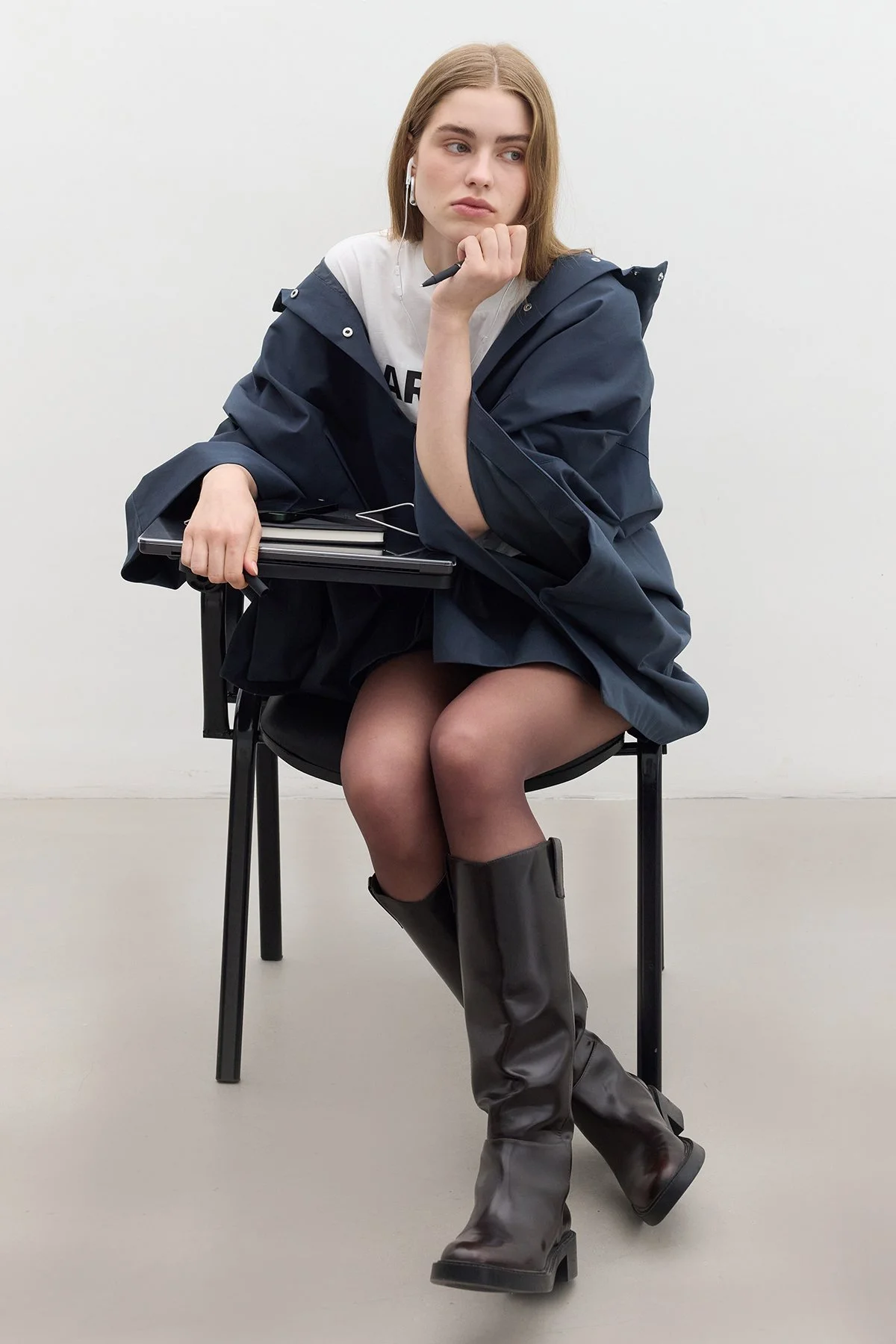 ÇANTA DETAYLI PELERİN TRENÇKOT LACİVERT