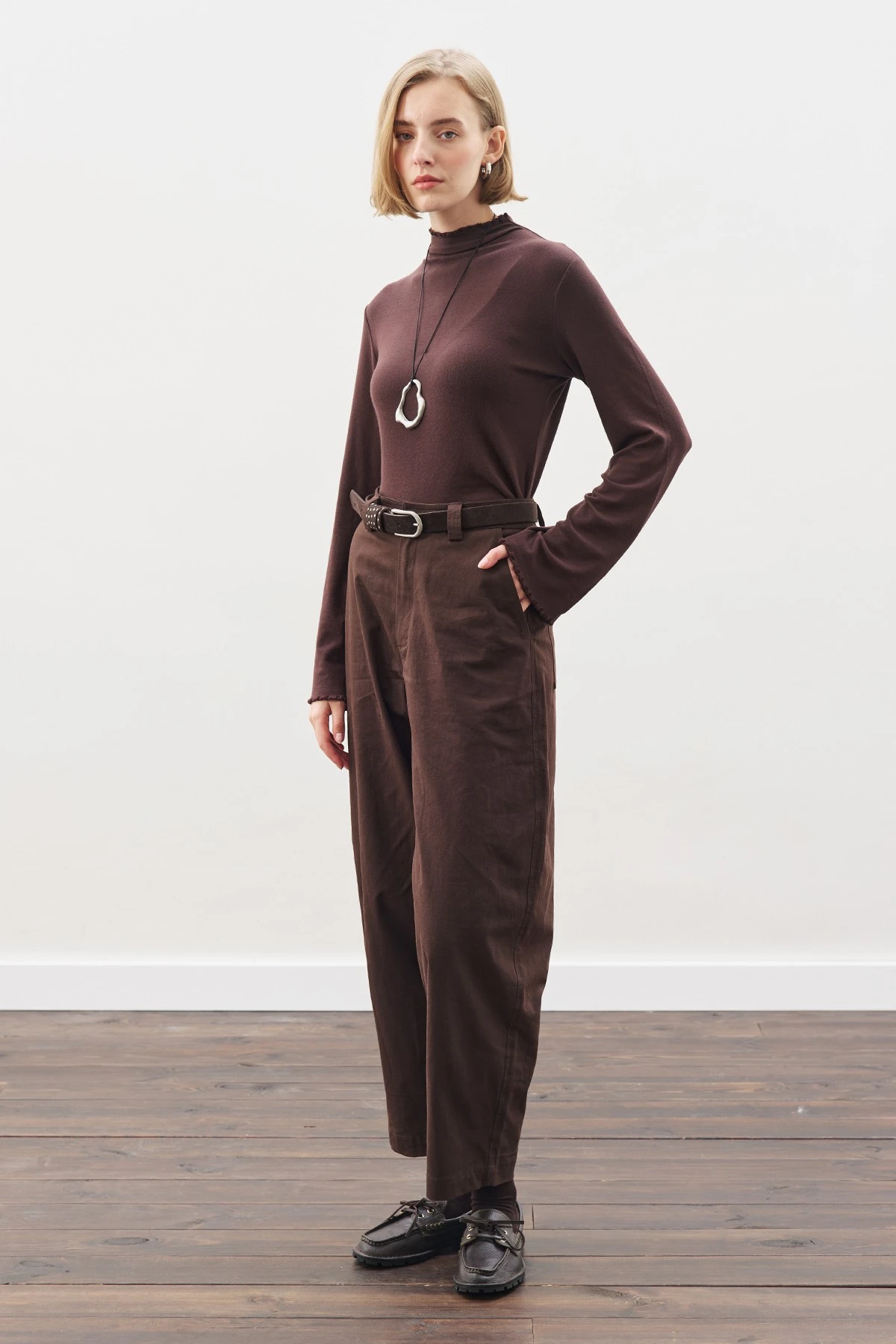 BARREL TROUSERS BITTER COFFEE BARREL TROUSERS BITTER COFFEE