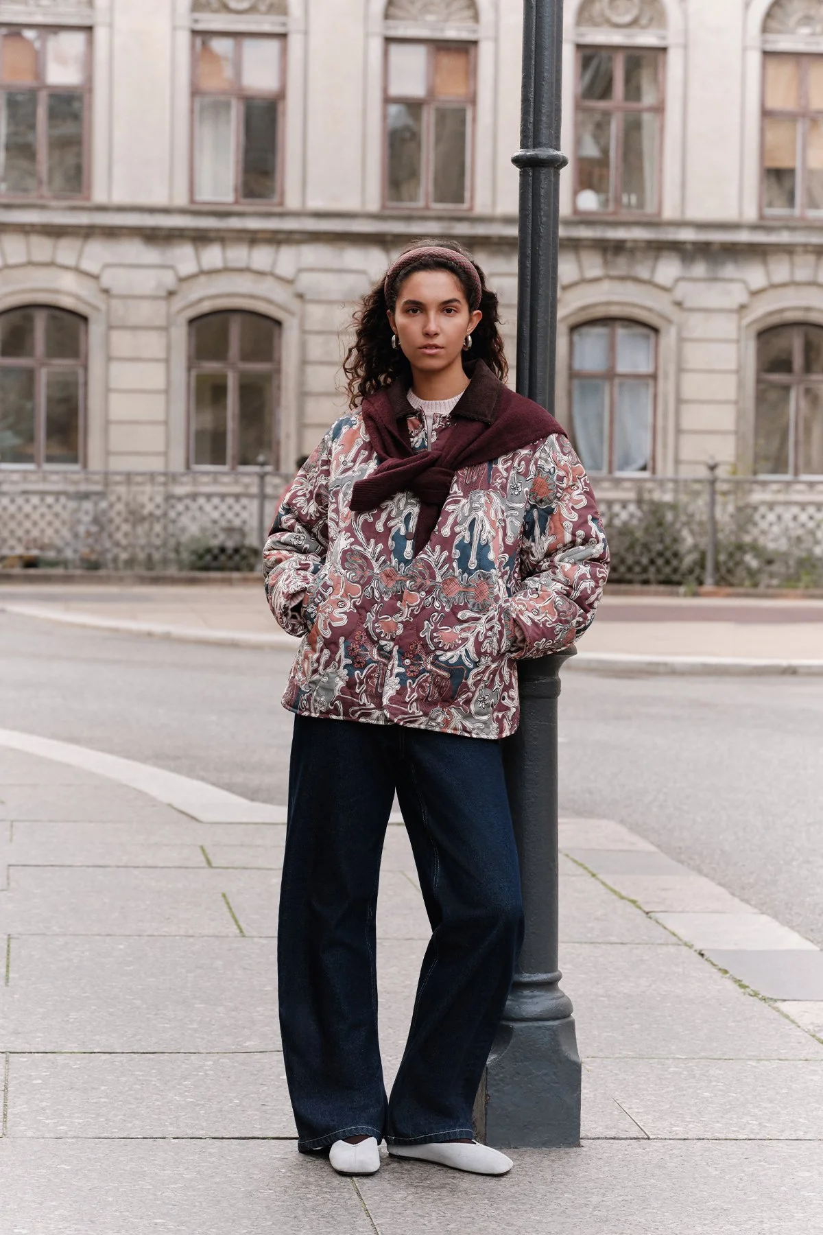 KAPİTONELİ DESENLİ MONT BORDO