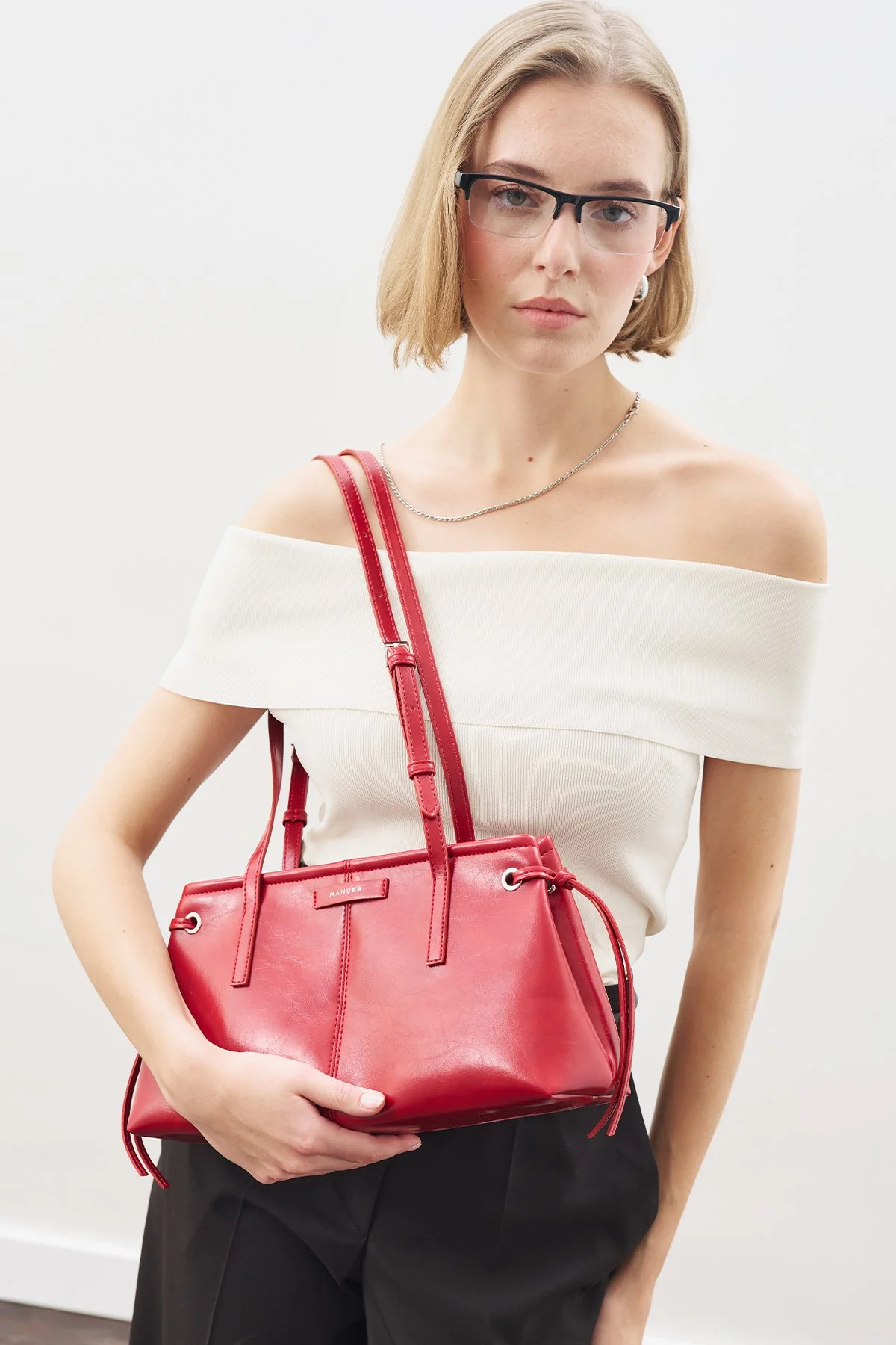 ŞERİT DETAYLI ÇANTA BORDO ŞERİT DETAYLI ÇANTA BORDO