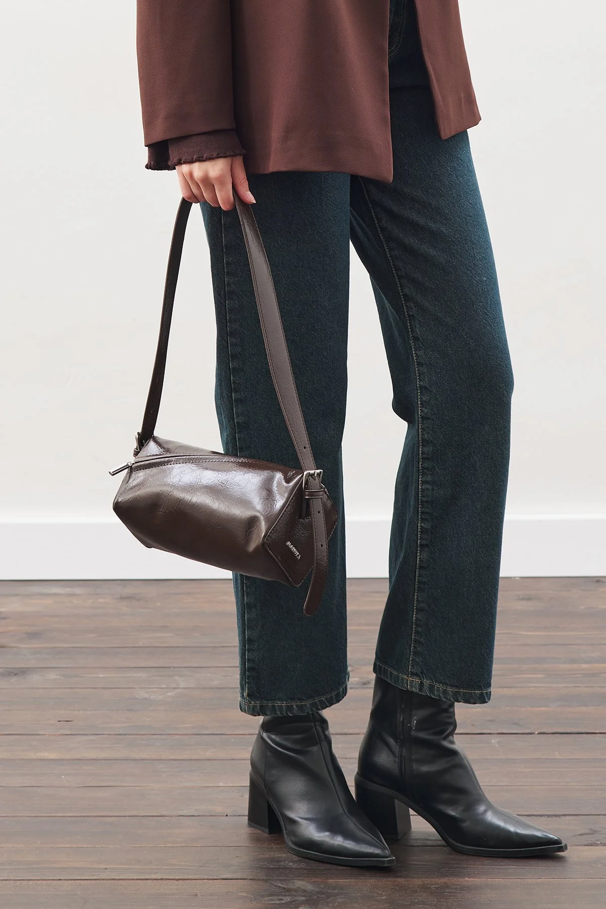 NOUR DERİ ÇANTA KAHVERENGİ