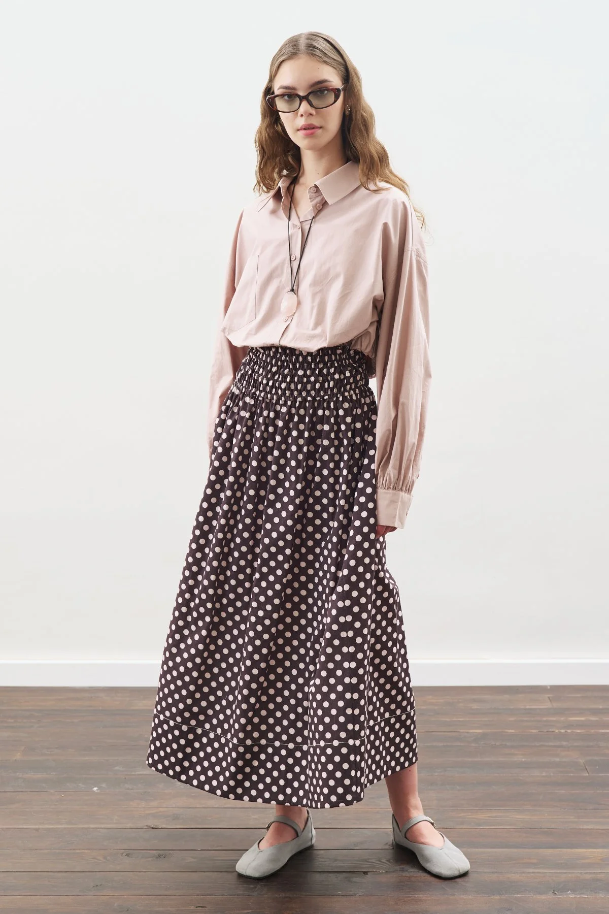 POLKA DOT GATHERED WAIST SKIRT BROWN