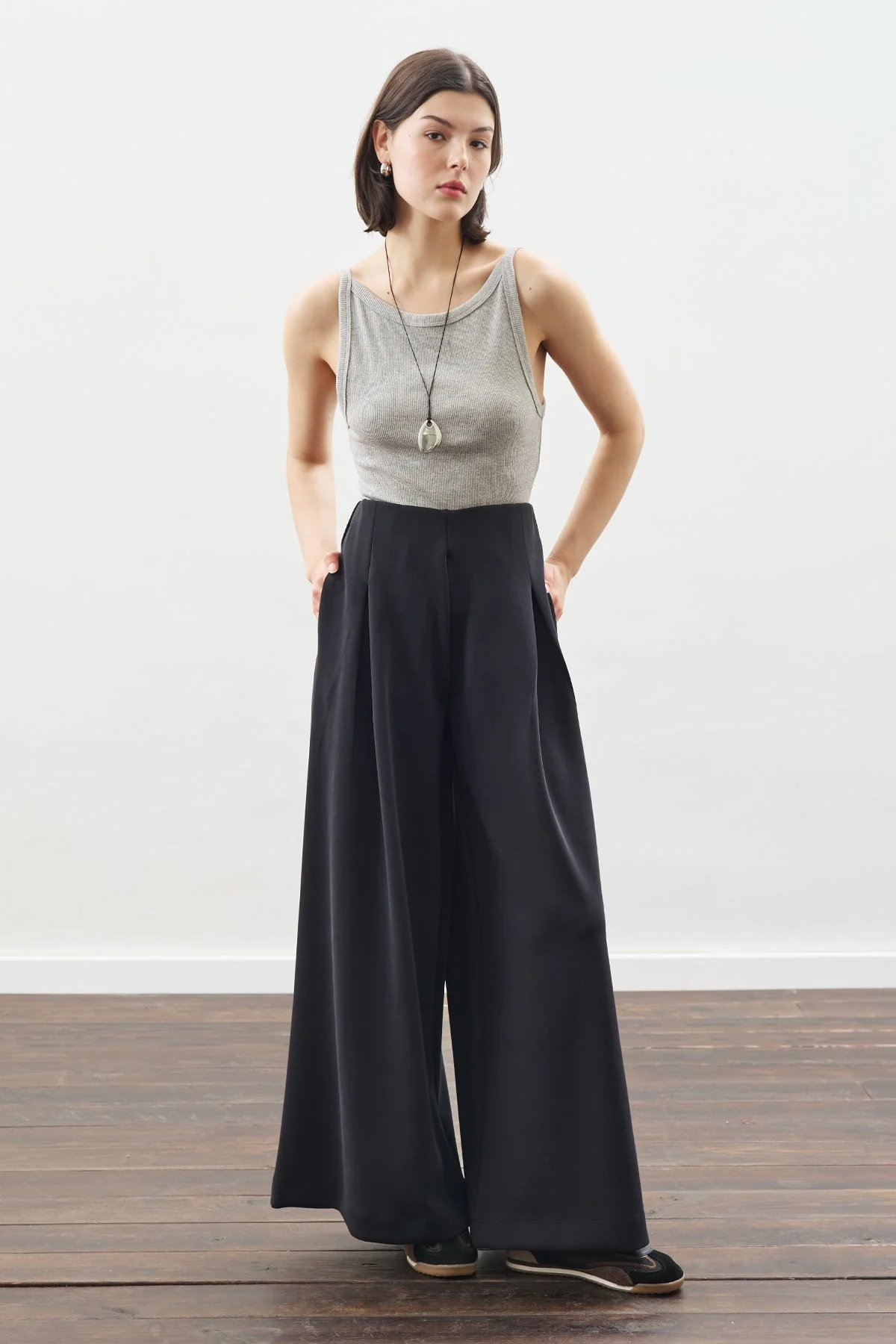 YUMUŞAK DOKULU MODAL GENİŞ PANTOLON ANTRASİT