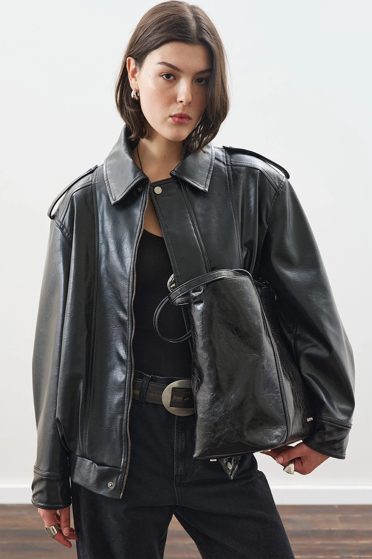 RETRO STYLE OVERSIZED LEATHER JACKET BLACK