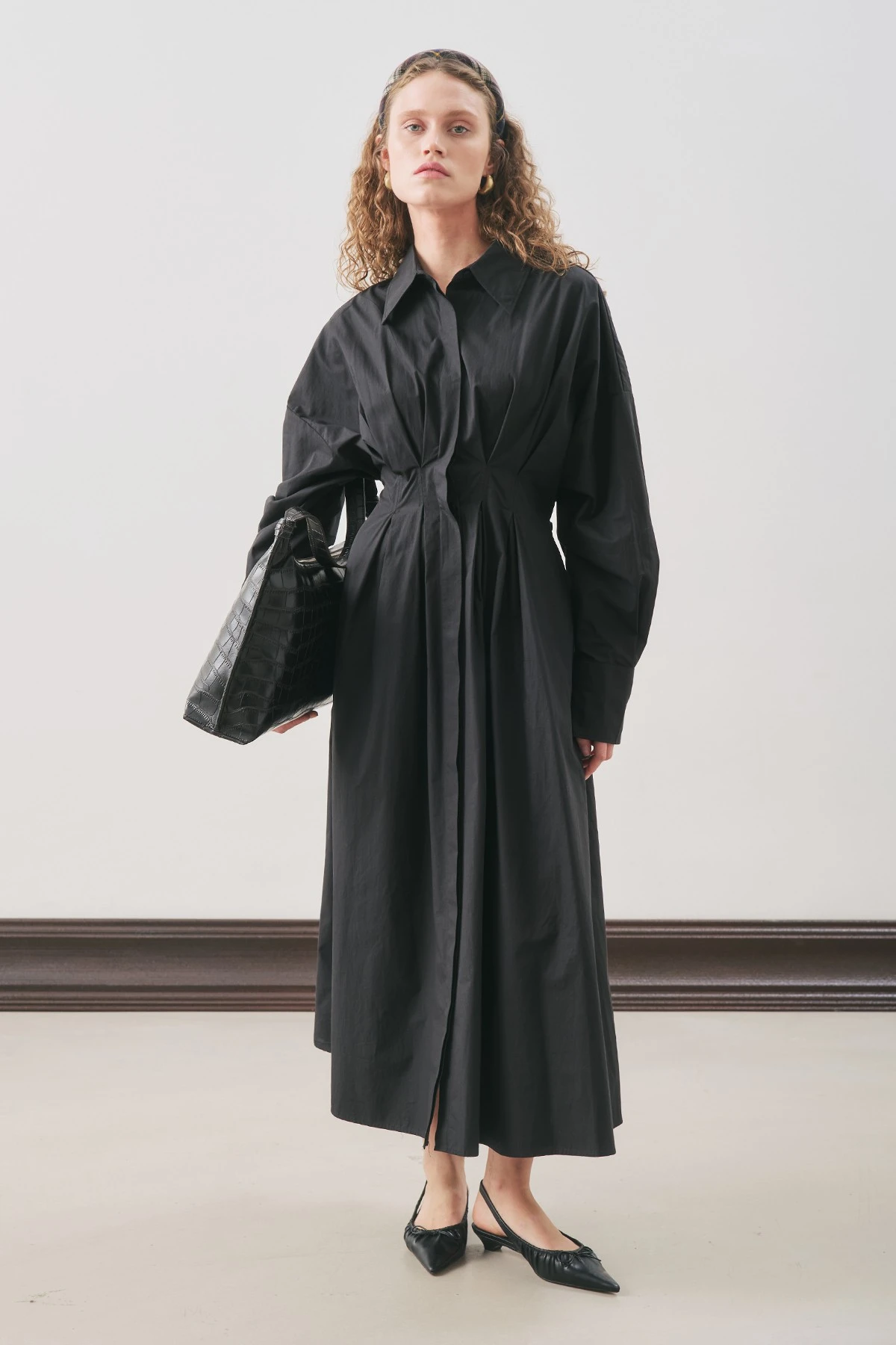 PİLE DETAYLI GÖMLEK ELBİSE SİYAH