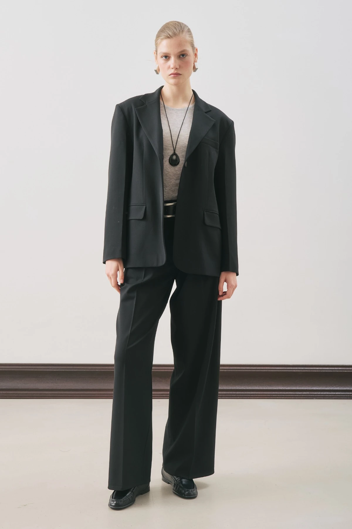 DINA PİLE DETAYLI PANTOLON SİYAH