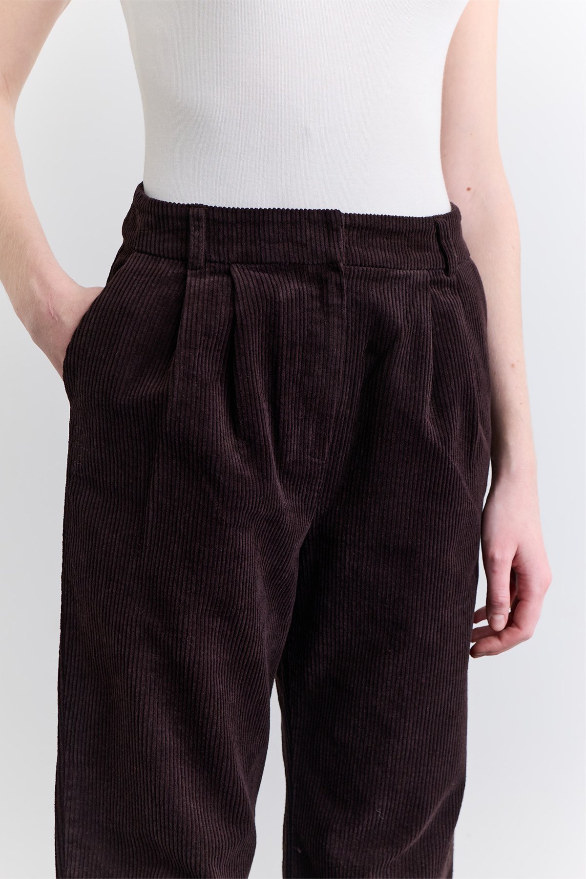 RIBBED VELVET STRAIGHT FIT PANTS LIGHT BROWN - 6