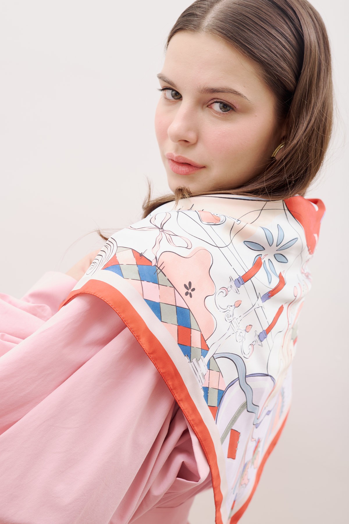 PATTERNED MEDIUM SIZE SATIN SCARF LOVE PLACE - 1