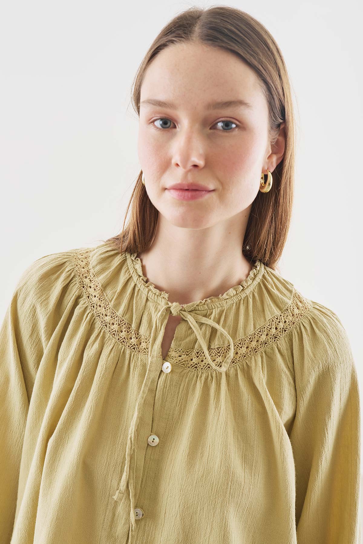 DOKULU İŞLEMELİ KISA BLUZ SOFT YEŞİL - 2