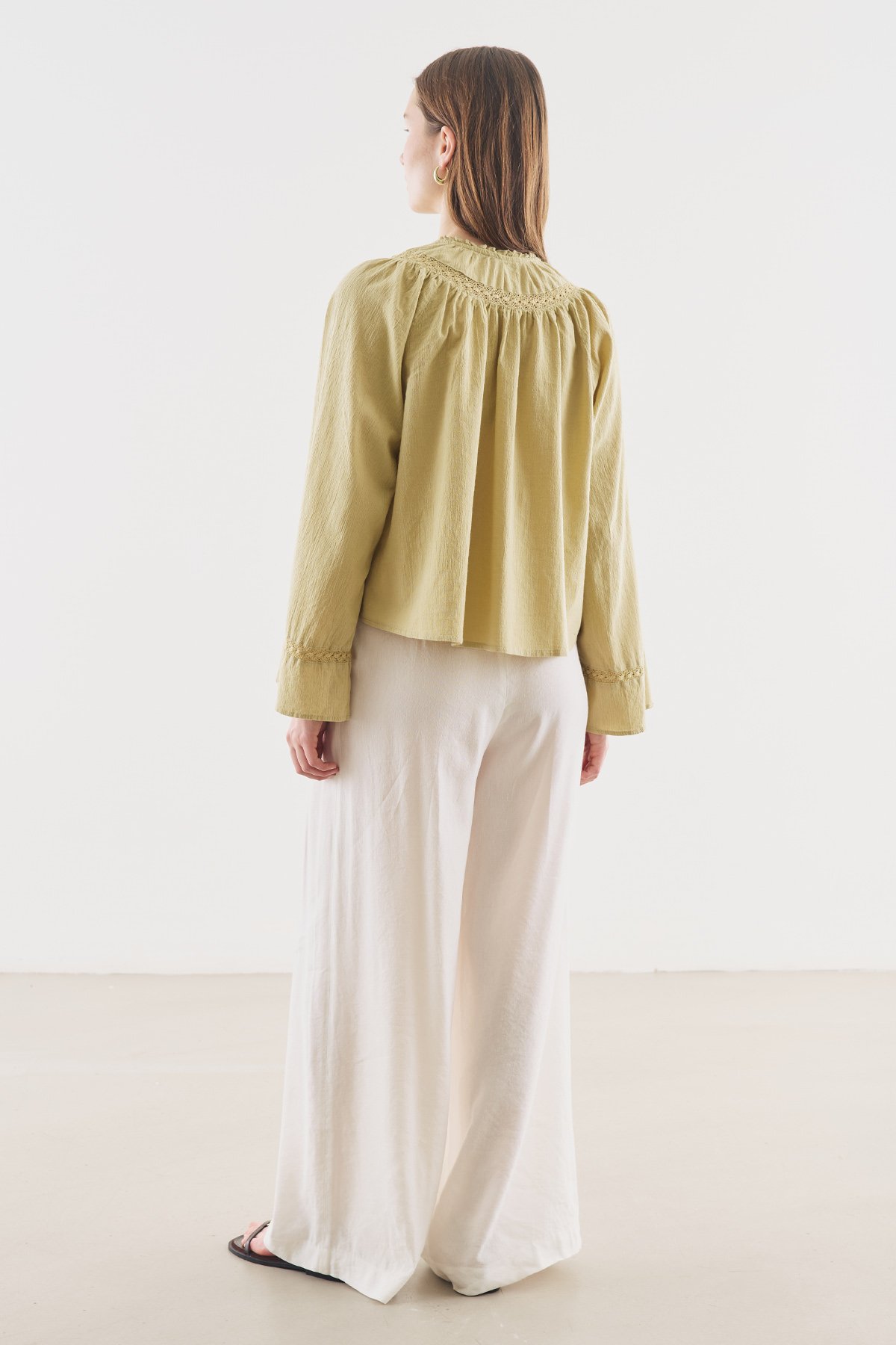 DOKULU İŞLEMELİ KISA BLUZ SOFT YEŞİL - 8