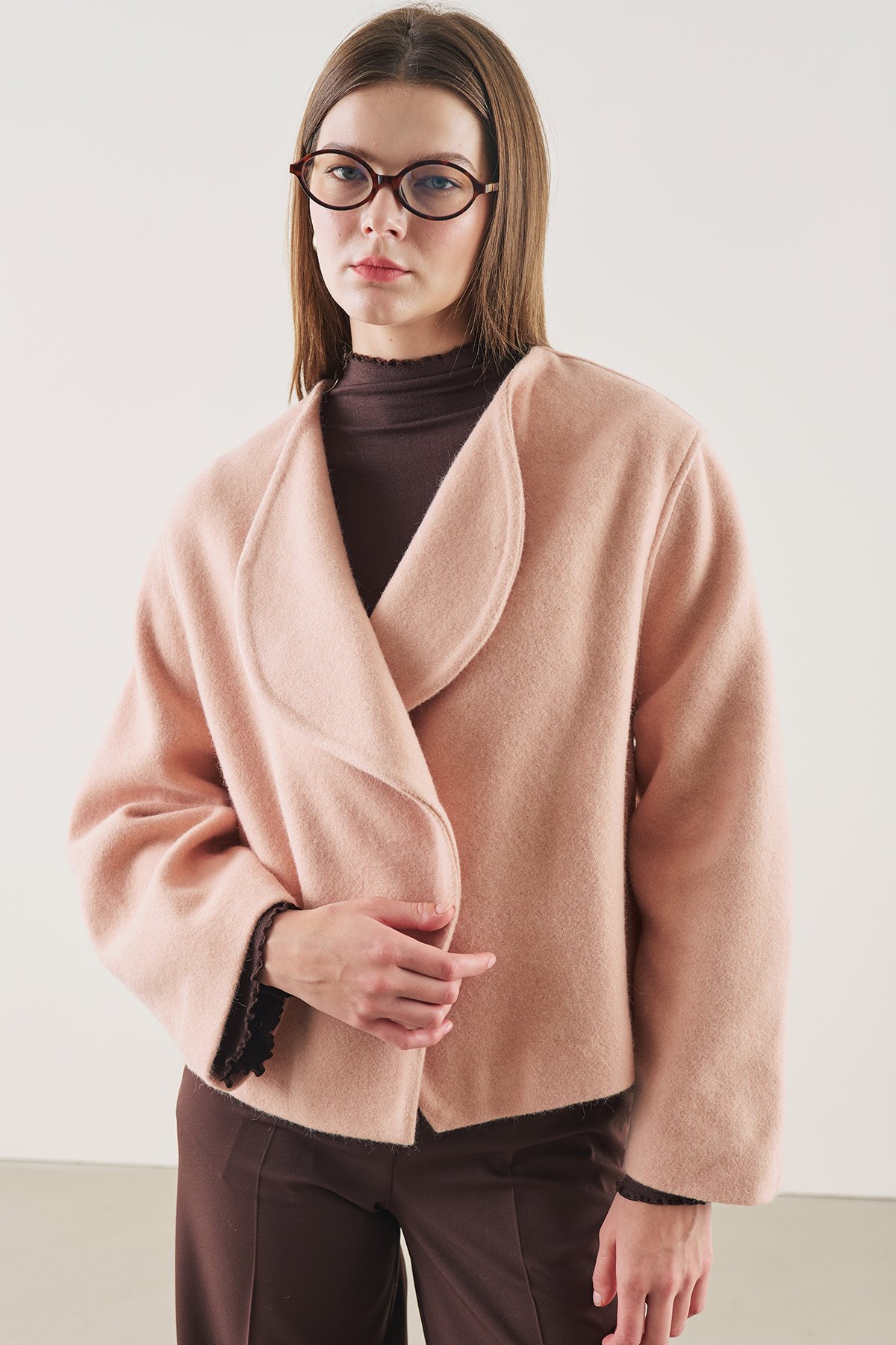 YÜNLÜ KISA CEKET SOMON - 2