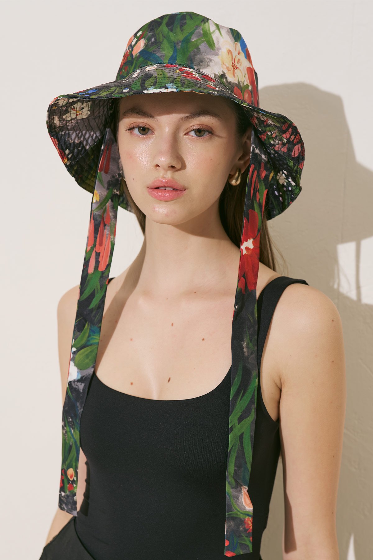 EŞARP DETAYLI BUCKET ŞAPKA DARK GARDEN