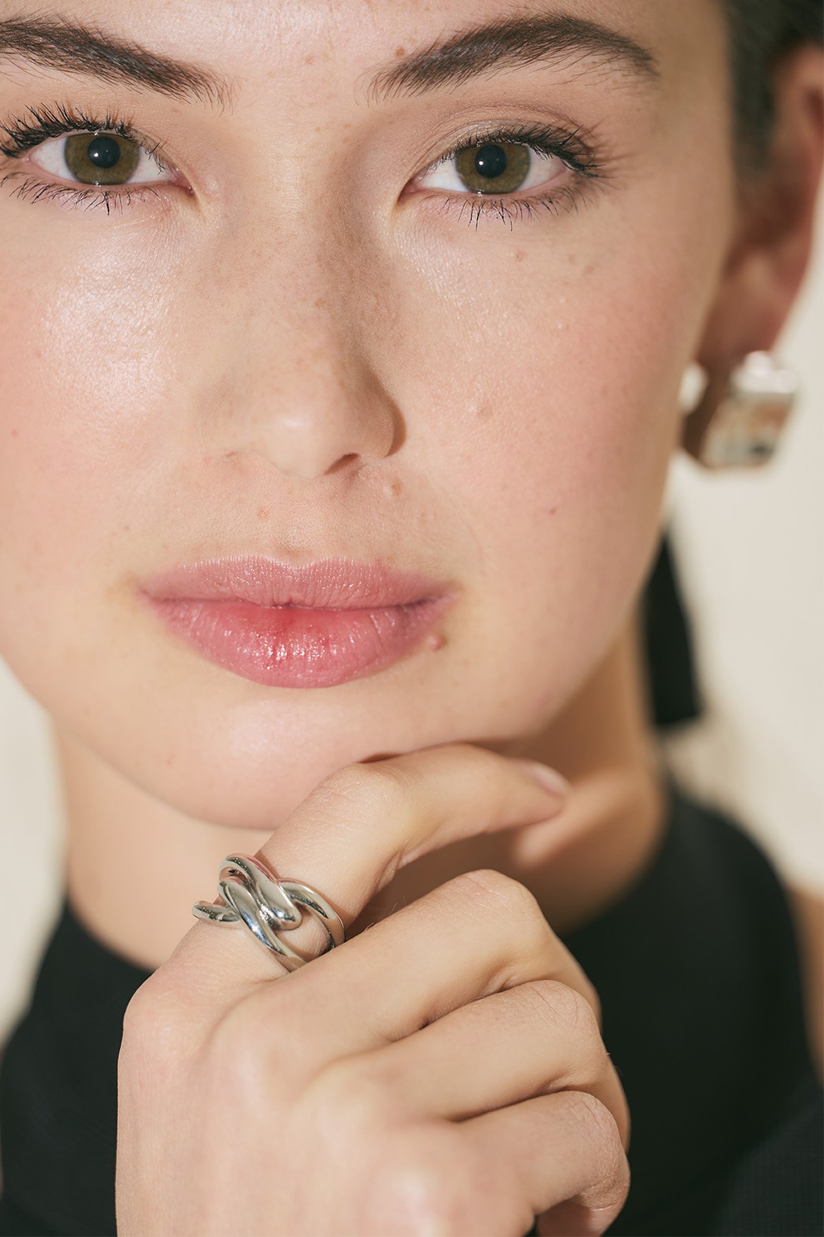 HOLA YÜZÜK GÜMÜŞ