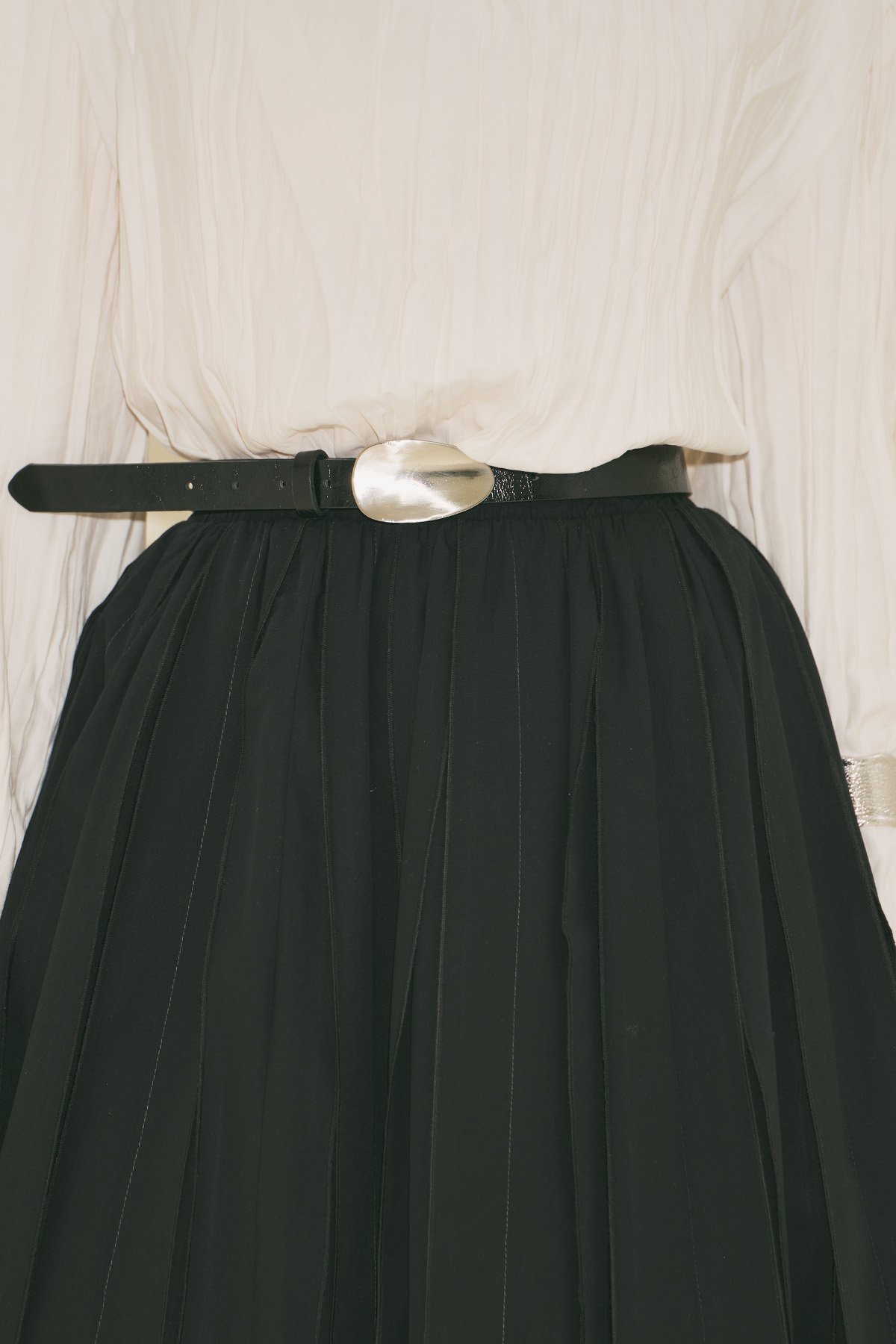 OVAL METAL TOKALI KEMER SİYAH