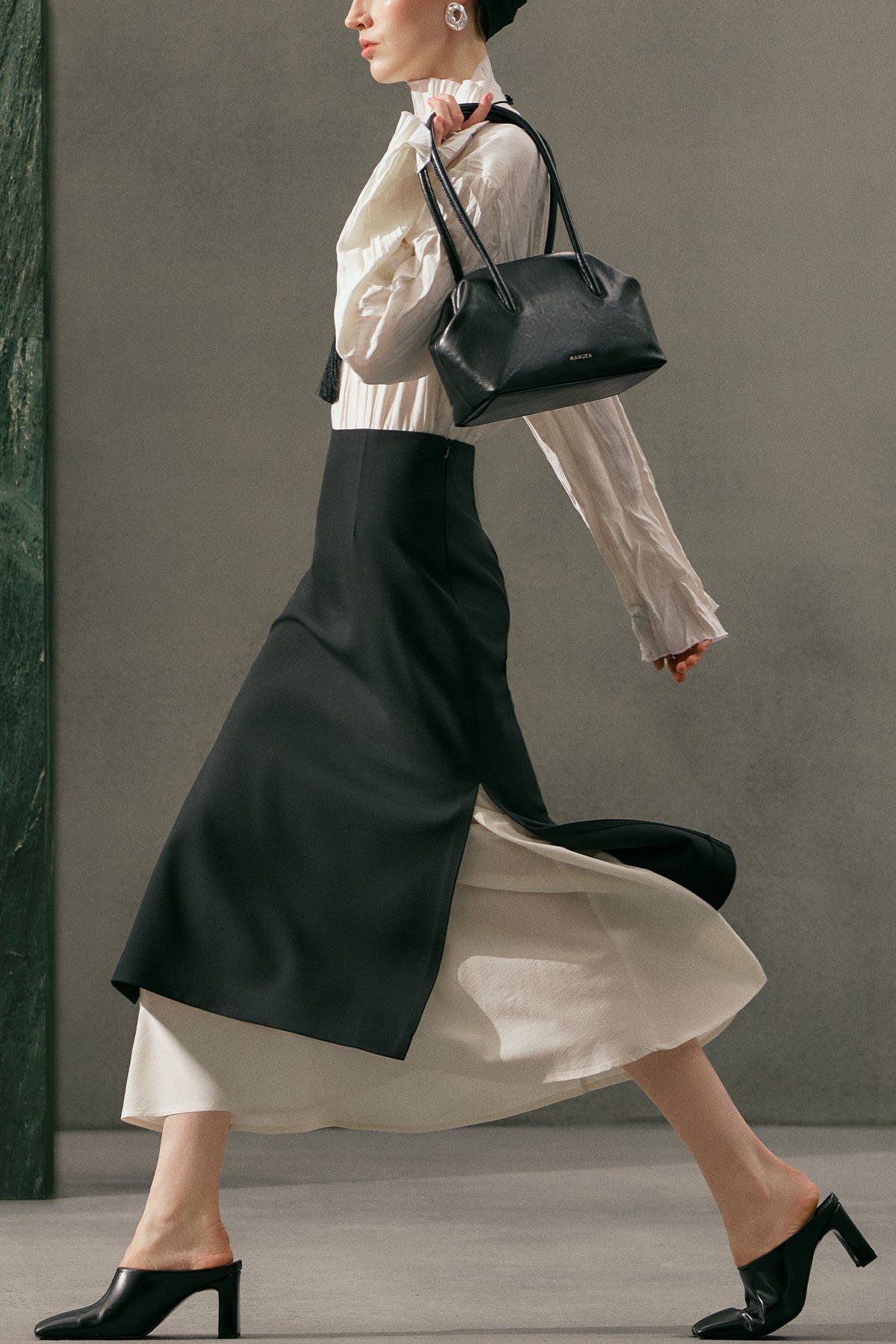 LIMITED EDITION KATLI ETEK SİYAH