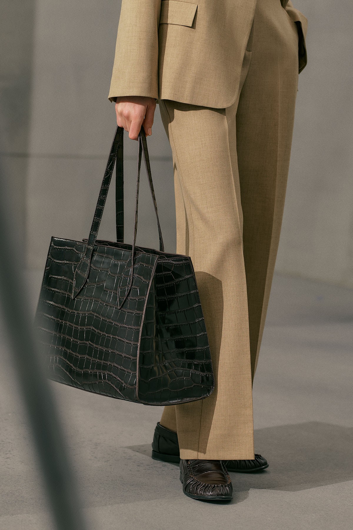 KABARTMA DERİ CITY ÇANTA KAHVERENGİ