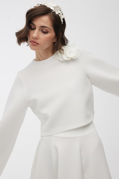 BLOUSE WITH BALLOON SLEEVE BROOCHES ECRU 