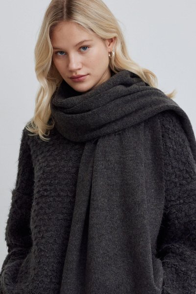 COZY SOFT TEXTURED SCARF ANTHRACITE 