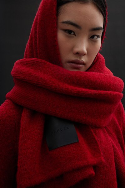 COZY SOFT TEXTURED SCARF RED 