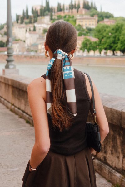 DESENLİ SATEN BOYUN FULARI ÇİZGİ-KAHVERENGİ 