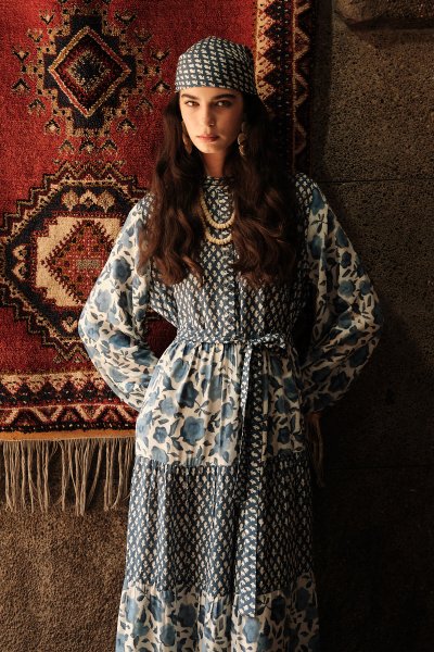 DESENLİ KATLI VİSKON ELBİSE BLUE SIMONE 