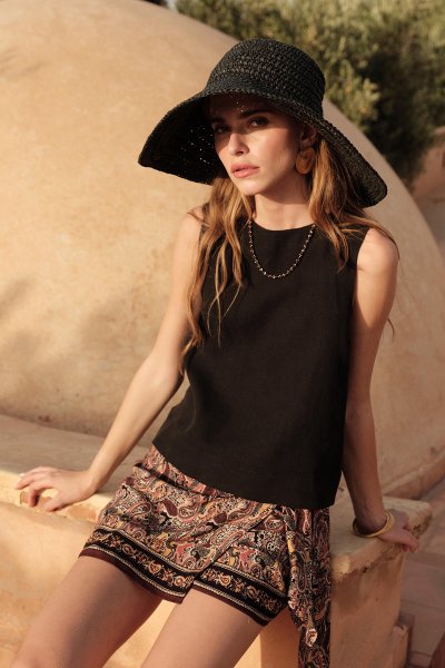 ZERO SLEEVE LINEN BLOUSE BLACK 