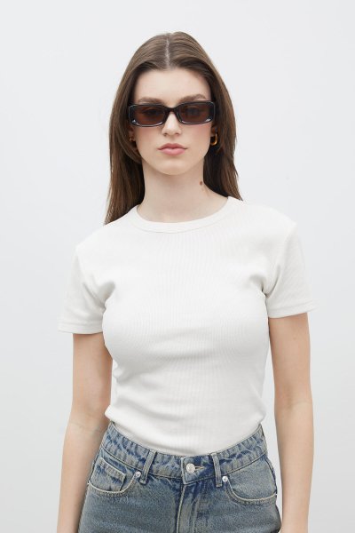 FİTİLLİ KISA KOLLU FİT BODY BEYAZ 