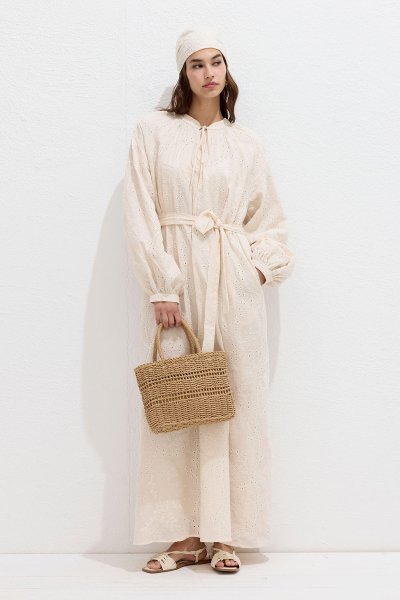 ASTARLI BRODE ELBİSE EKRU 