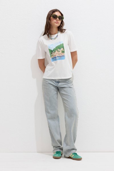 DİKİŞ DETAYLI BASKILI TSHIRT MANUKA ISLAND 