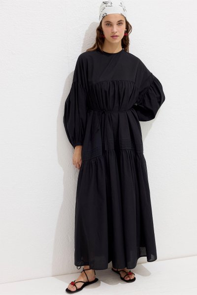 BÜZGÜLÜ OVERSIZE VUAL ELBİSE SİYAH 