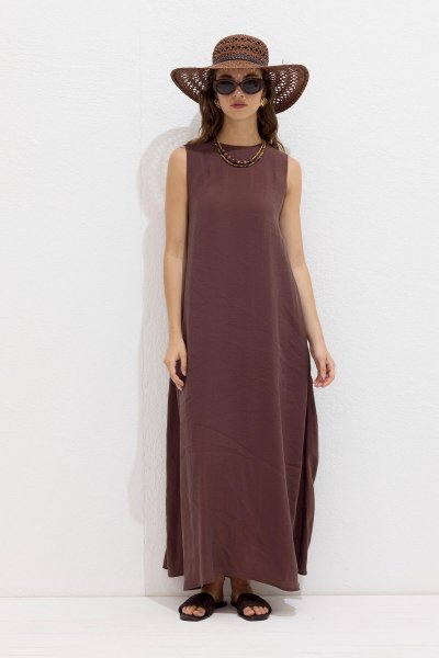 TENCEL COMFORTABLE SLEEVELESS DRESS BROWN 