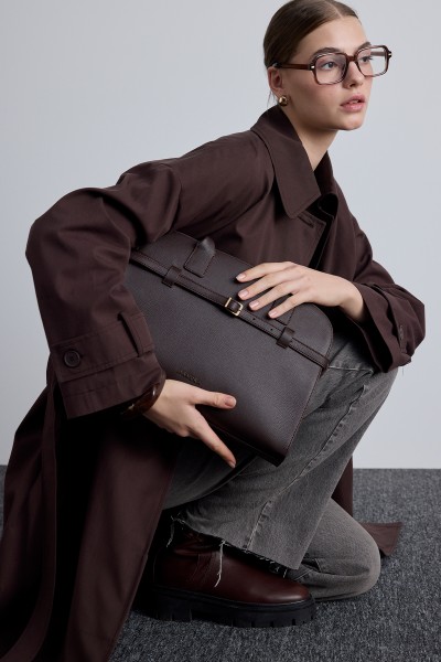 ORTA BOY KEMERLİ ÇANTA KAHVERENGİ 