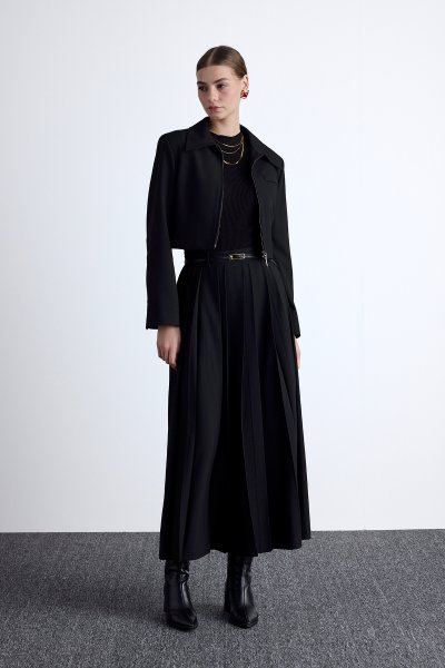 WIDE PLEATED SKIRT BLACK 