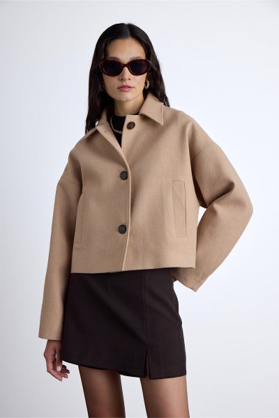 DORİ WOOL SHORT CACHET COAT CAMEL 