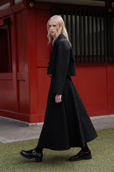 KAPİTONE GENİŞ ETEK SİYAH 