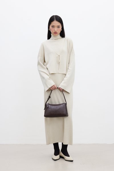 SLEEVELESS HIGH COLLAR KNITWEAR DRESS BEIGE 