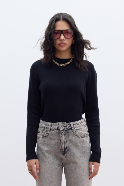 SOFT TEXTURED KNIT SWEATER BLACK 