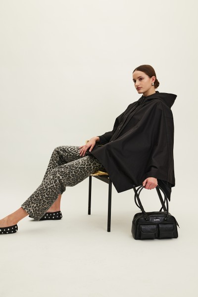 ÇANTA DETAYLI PELERİN TRENÇKOT SİYAH 