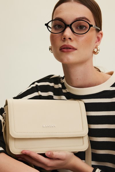 KAPAKLI OMUZ ÇANTASI BEJ 