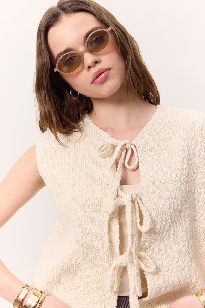LACED KNITWEAR VEST VANILLA 