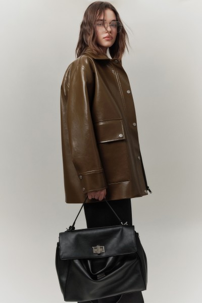 ARTE WIDE SHOULDER BAG BLACK 