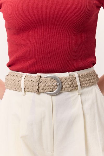 ÖRGÜ DERİ TOKALI KEMER BEJ 