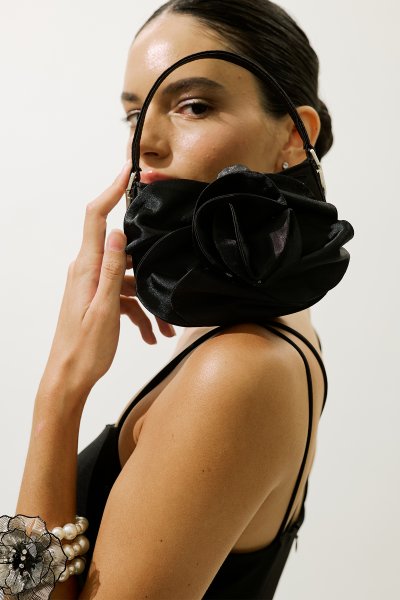 FLOWER SATIN EVENING MINI BAG BLACK 