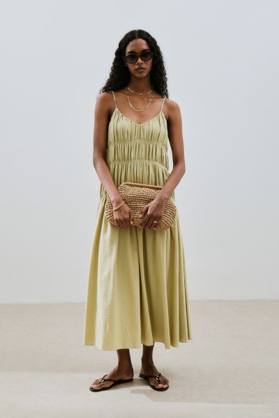 DOKULU BÜZGÜ DETAYLI ELBİSE SOFT YEŞİL 