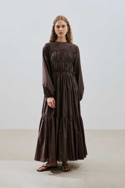 BÜZGÜLÜ  UZUN KOL ELBİSE KAHVERENGİ 