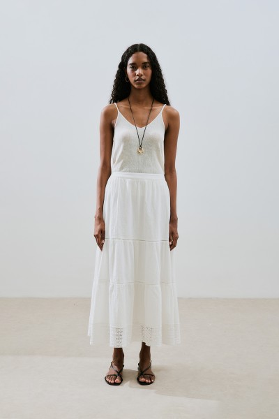 DOKULU İŞLEMELİ KATLI UZUN ETEK EKRU 