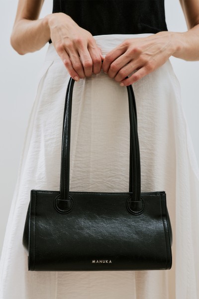 SUNHEE BAGUETTE SHOULDER BAG BLACK 