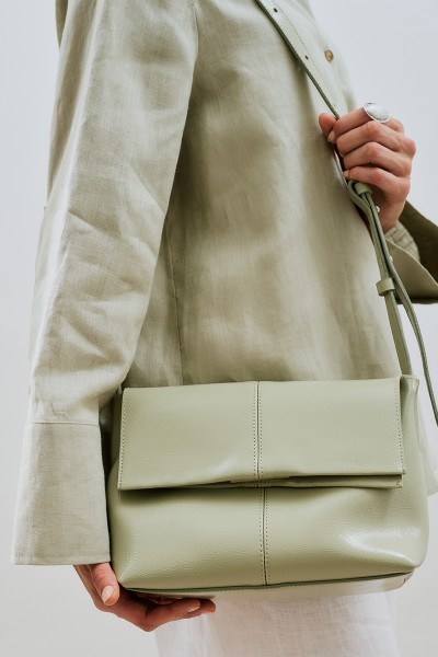 LEATHER BAG GREEN WITH FLAP 